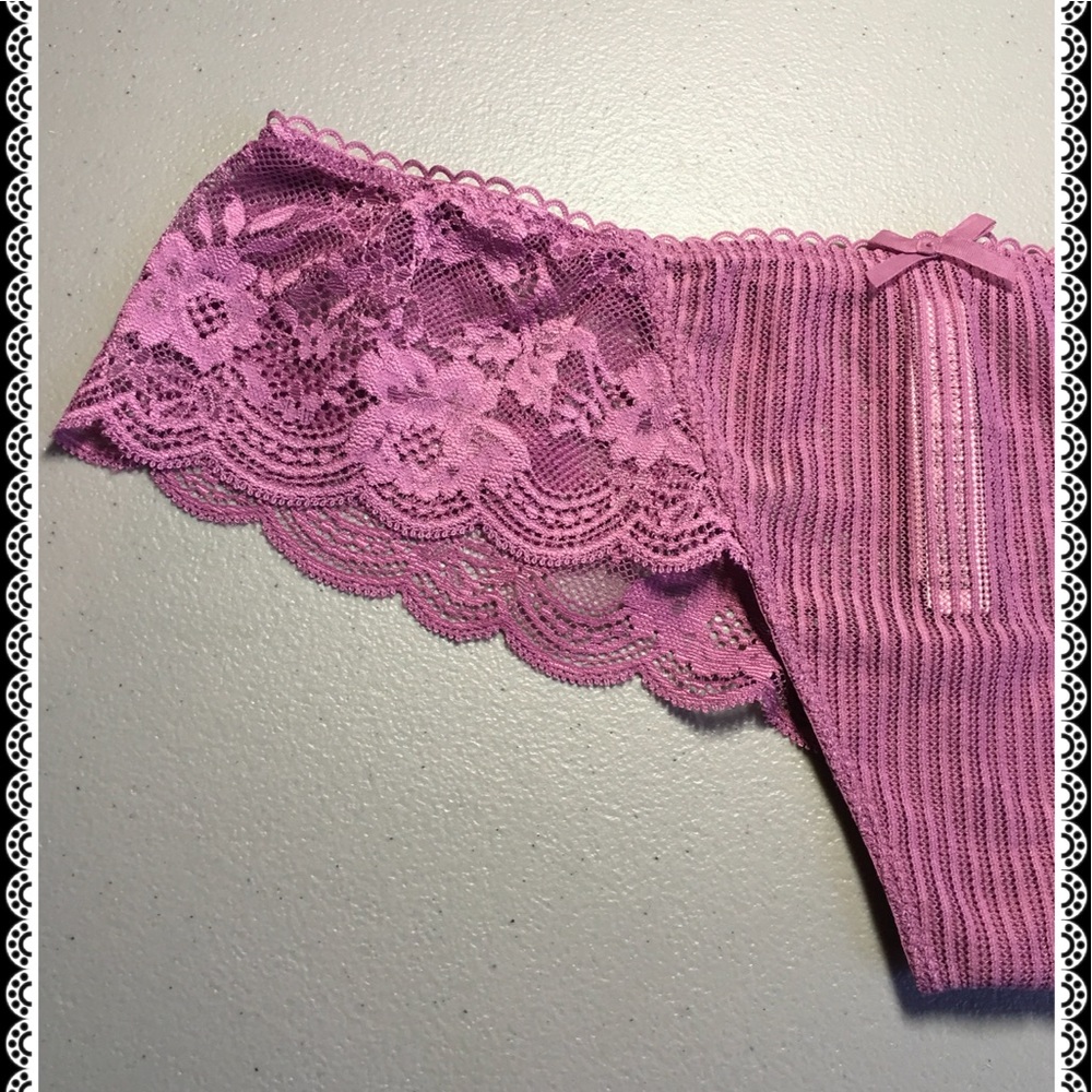 ❤️VS Floral Lace & Stripe Hipster Thong Panty ❤️ - Picture 2 of 4